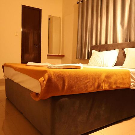 Hotel Aradhya Inn Deralakatte Mangalore Exterior photo