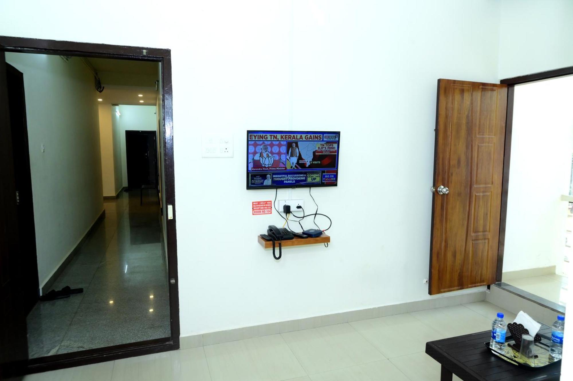Hotel Aradhya Inn Deralakatte Mangalore Exterior photo