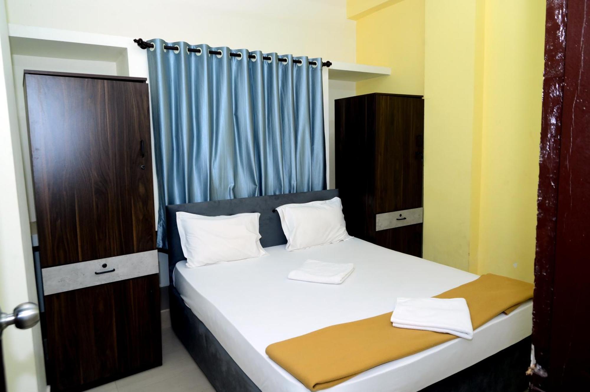Hotel Aradhya Inn Deralakatte Mangalore Exterior photo